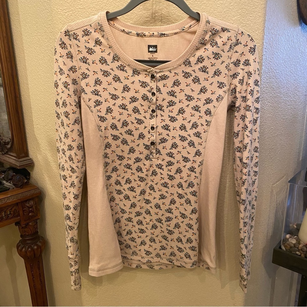 REI Women Beige Floral Thermal Long Sleeve Top Size Small